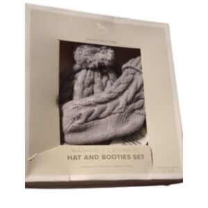 Pottery Barn Baby Cashmere Blend 3-6 Mth. Old Hat & Bootie Set